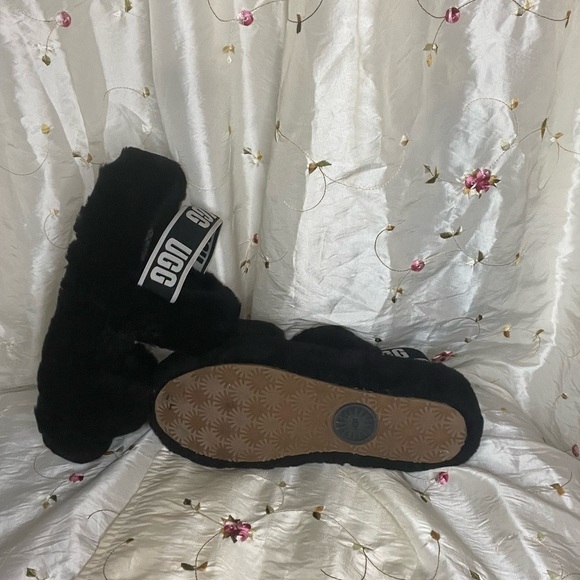 UGG fluffy slippers (please read description) - Picture 1 of 2